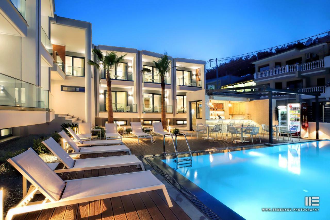 Senso Suites เนอาเปรามอส ภายนอก รูปภาพ