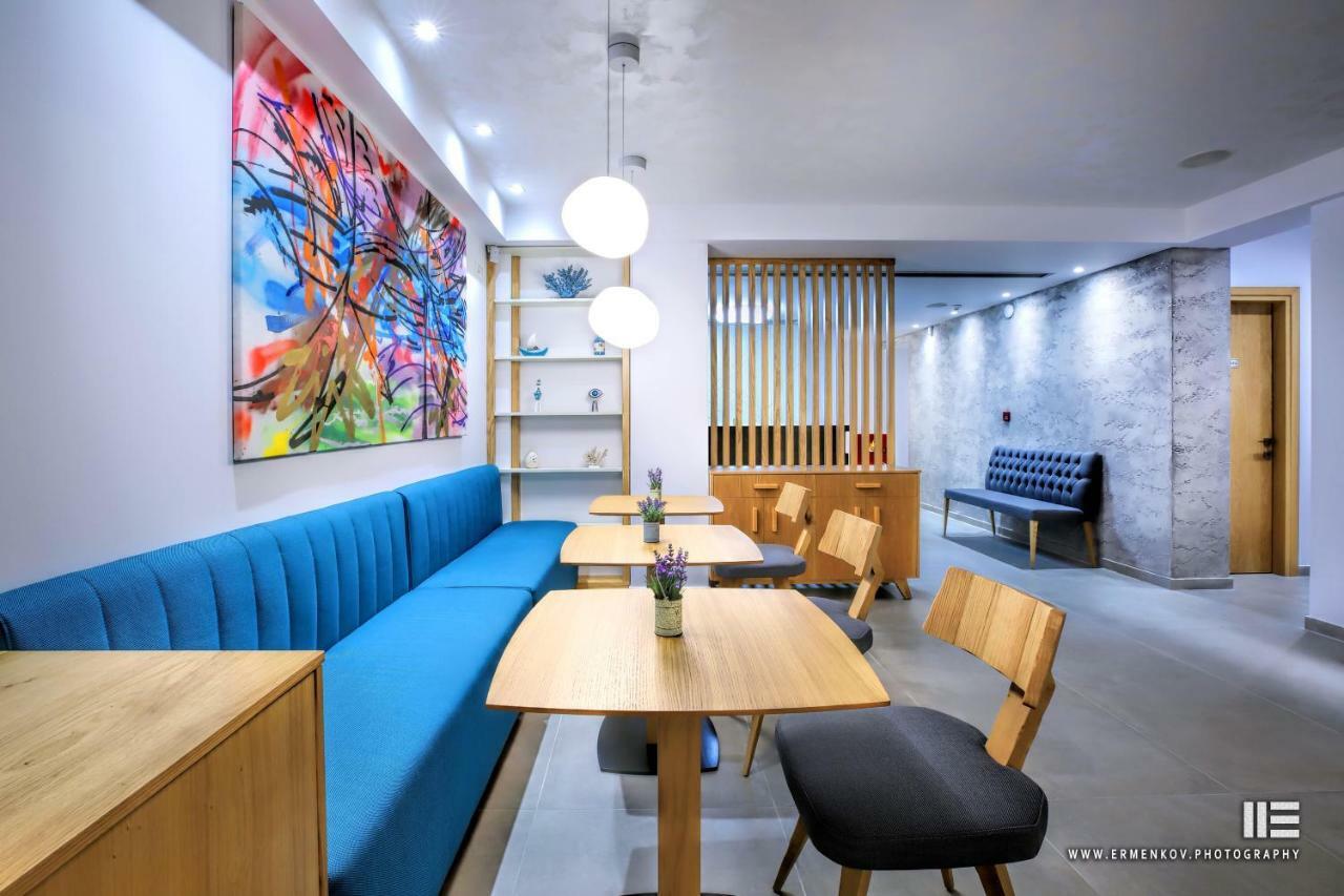 Senso Suites เนอาเปรามอส ภายนอก รูปภาพ