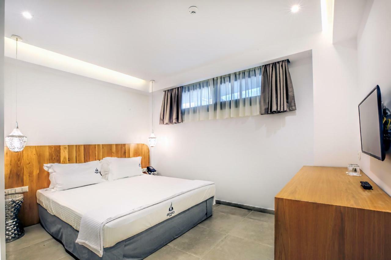 Senso Suites เนอาเปรามอส ภายนอก รูปภาพ
